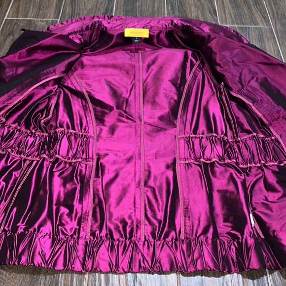 COPY - COPY - ST JOHN metallic color jacket - Picture 5 of 9